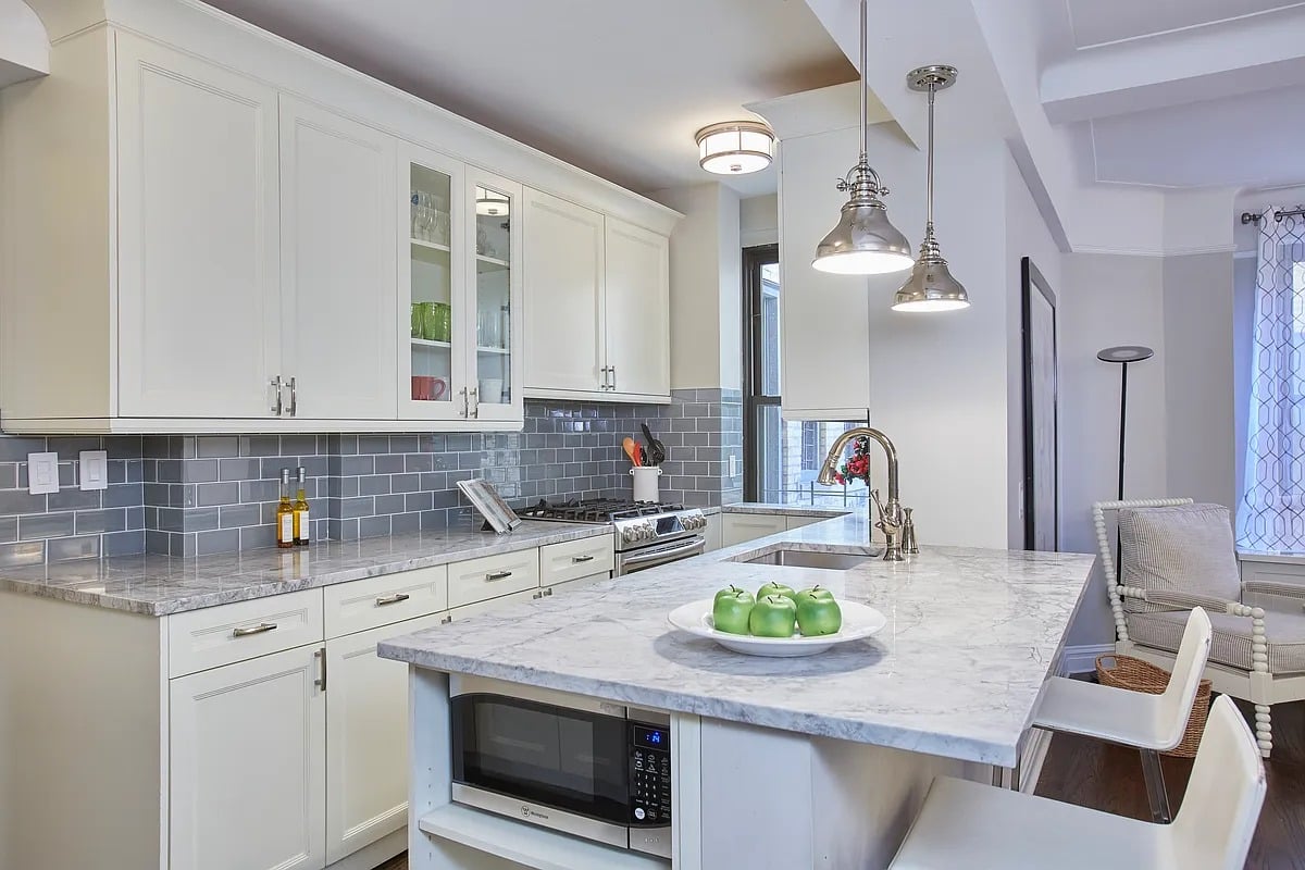 308 East 79th Street #2DJ