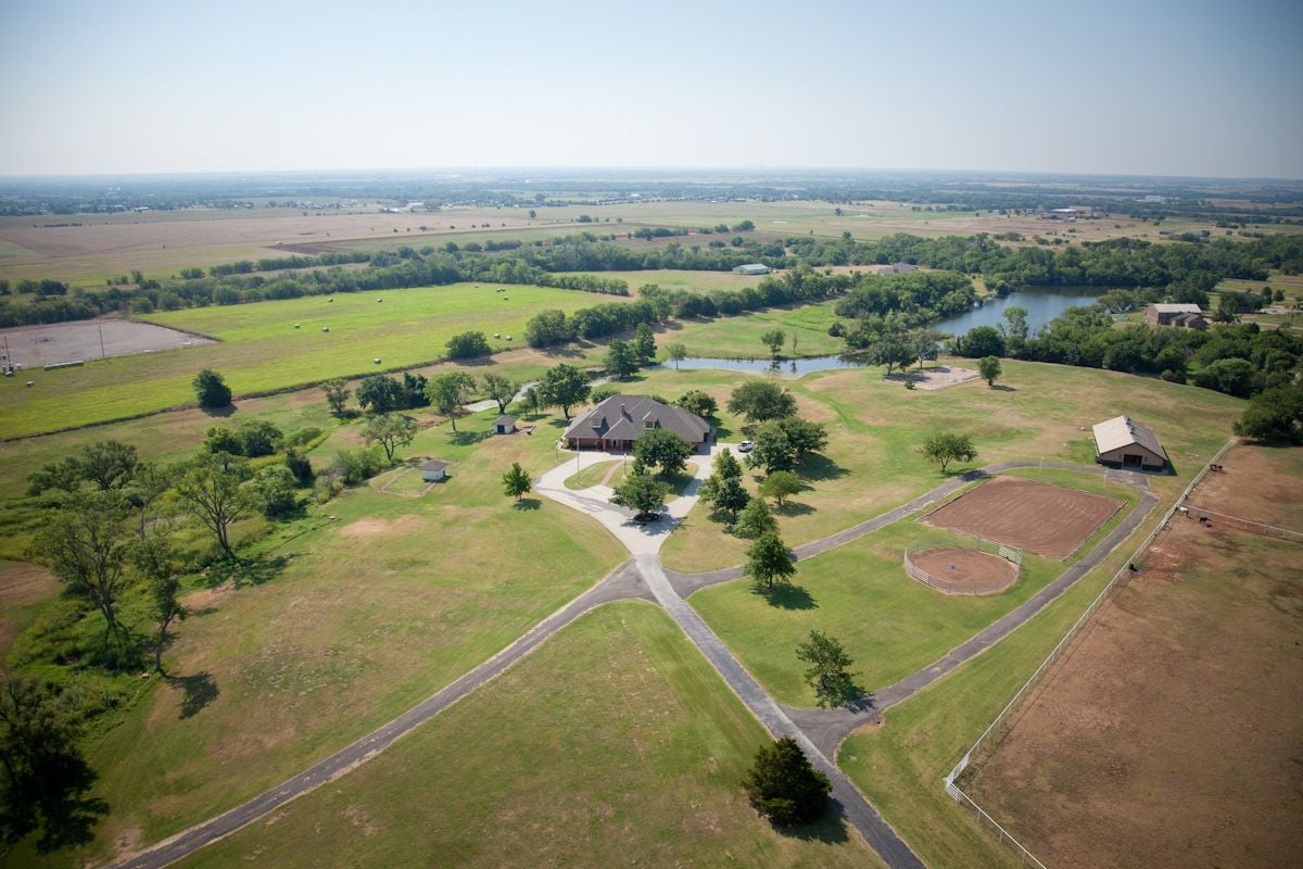 Why The Agency is the Premier Choice for Selling Land, Estates, and Ranches in Oklahoma - Wyatt Poindexter - The Agency