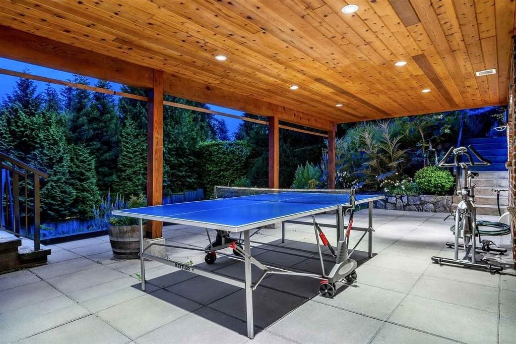 3066 Spencer Dr