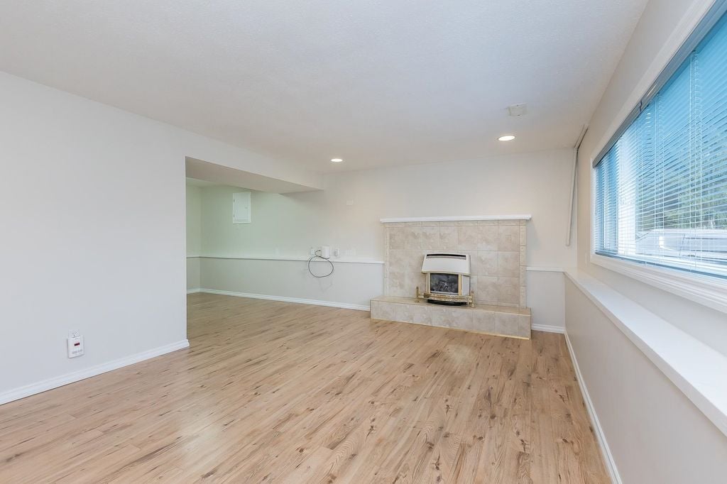 45440 Spartan Cres