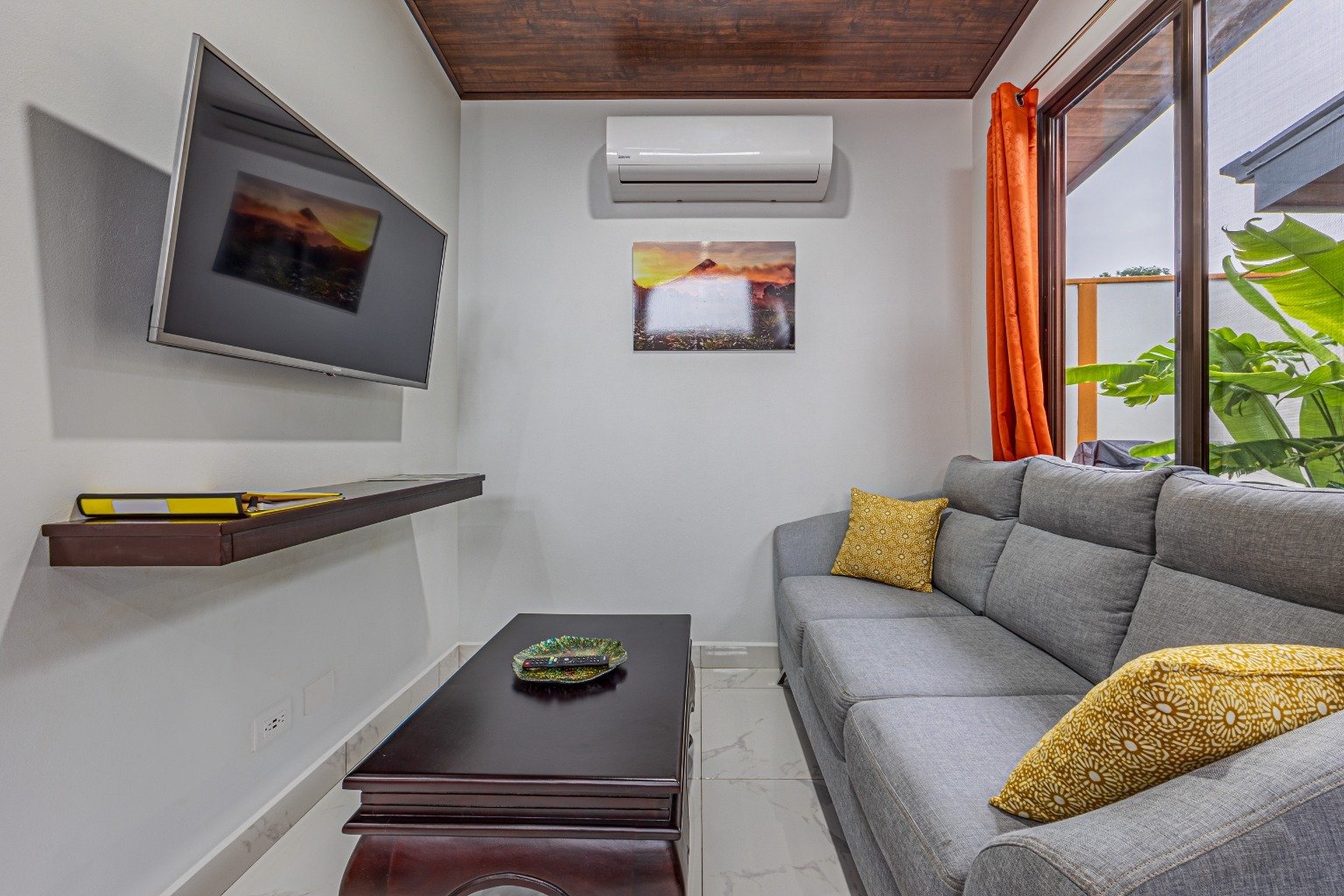 Incredible turnkey investment opportunity, 3 Rental villas, and a 2 Bedroom Home with a large pool.