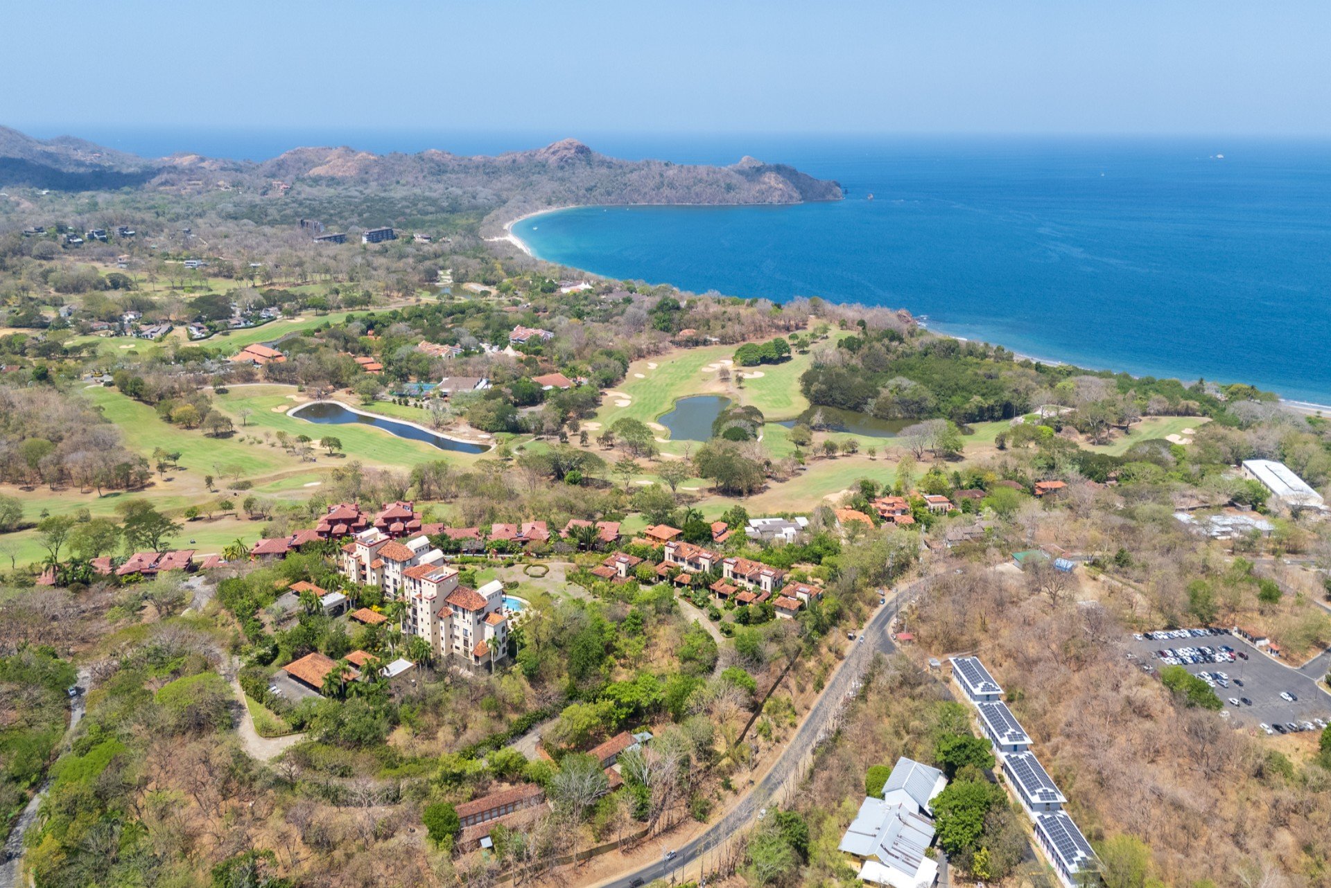 Malinche 321B: Spacious 3BR Condo with Stunning Pacific Views