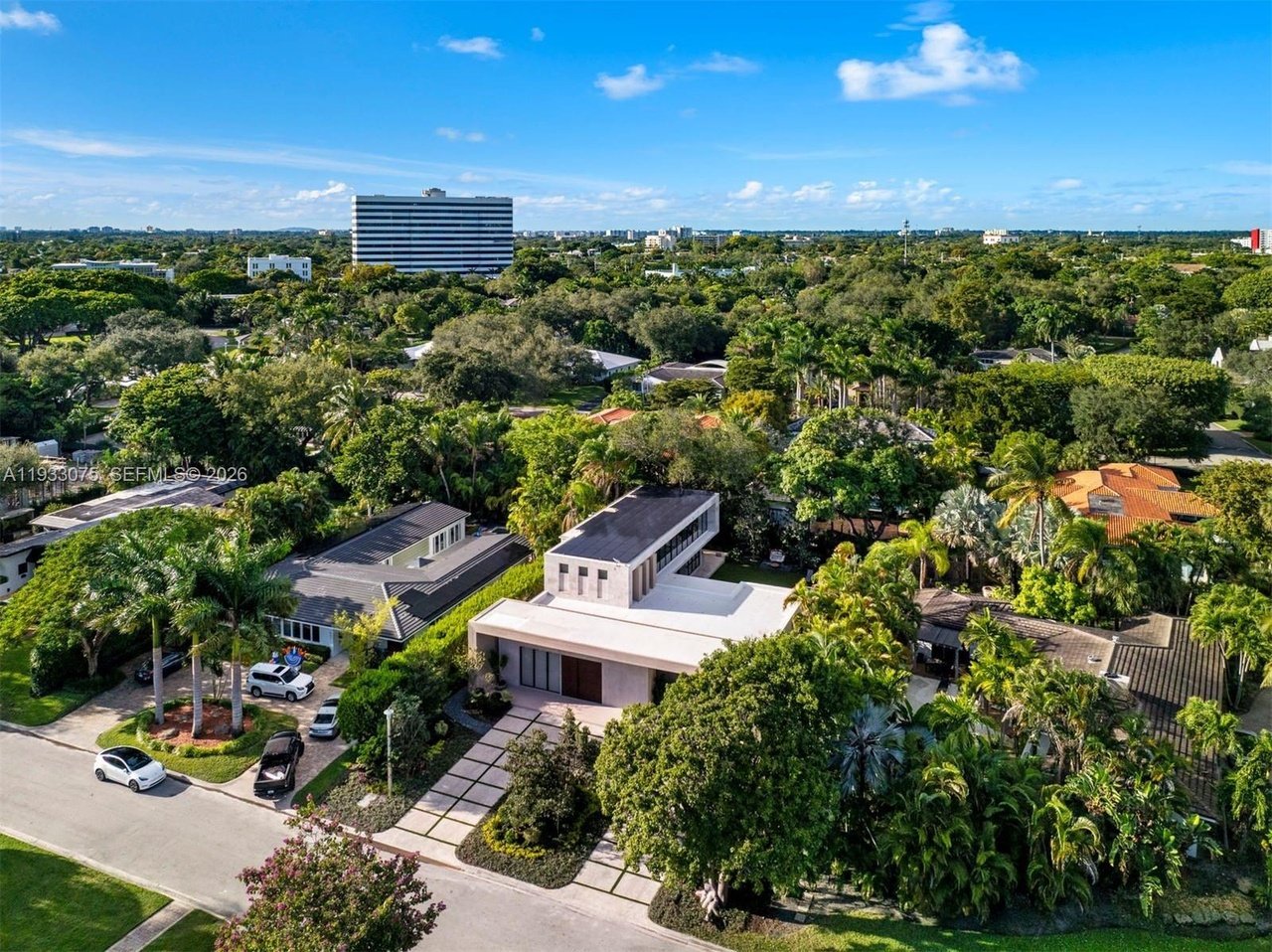661 Melaleuca Ln