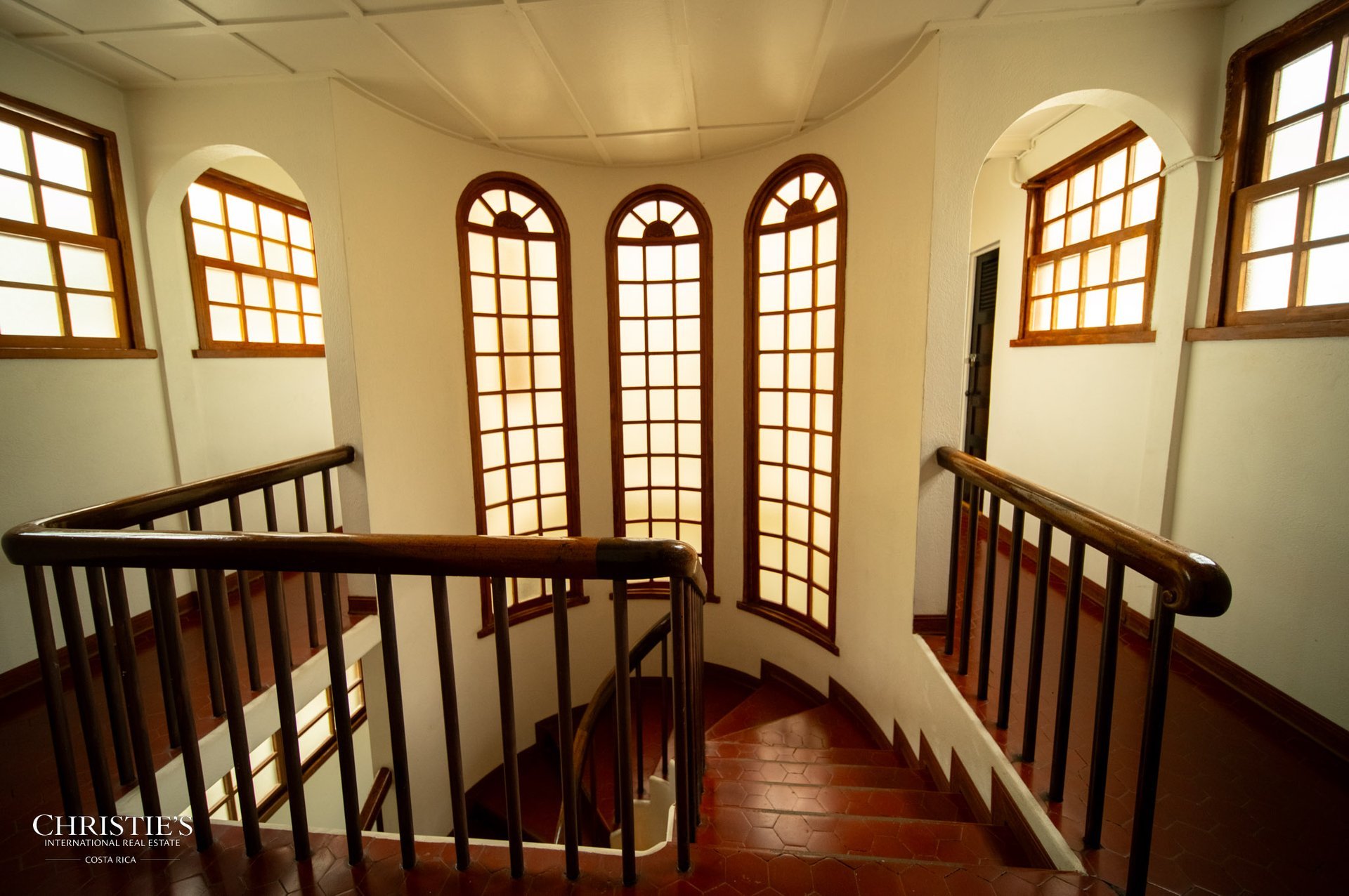 Edificio Jiménez- A Timeless Architectural Gem in Historic San José