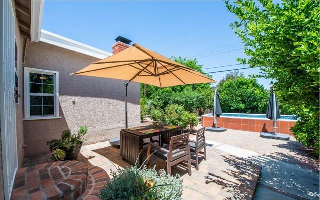 Classic California In Tarzana