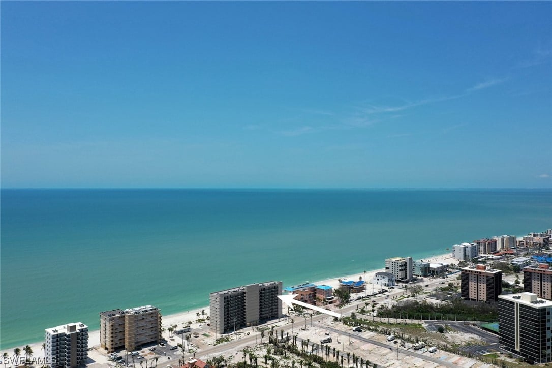 26300 Hickory Blvd #806