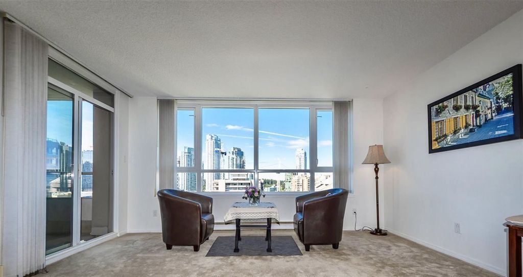 6055 Nelson Ave, #2102