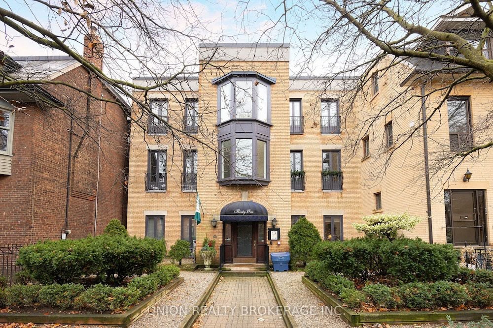 31 Winchester St, Ste 202C