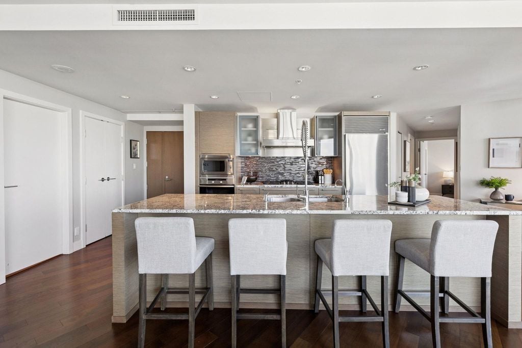1111 Alberni St, #3309