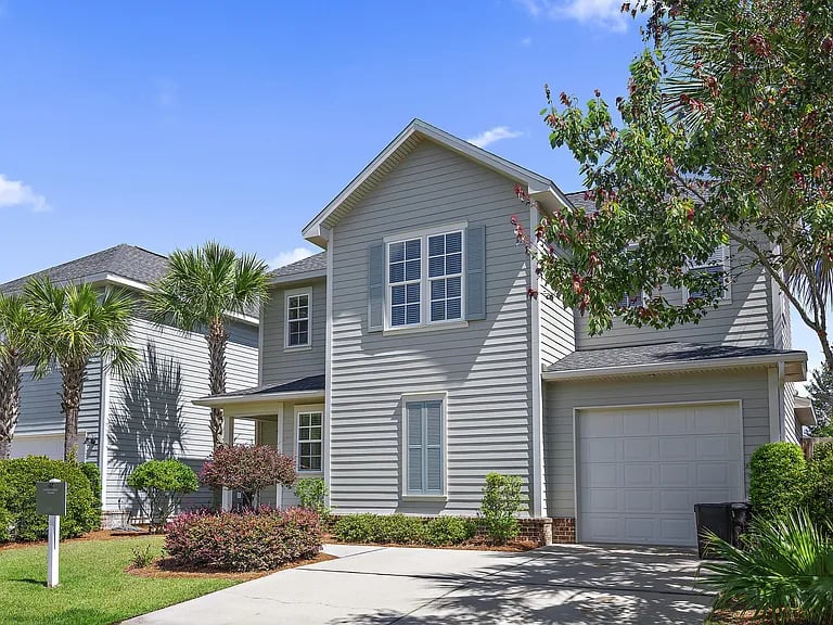 193 Christian Dr