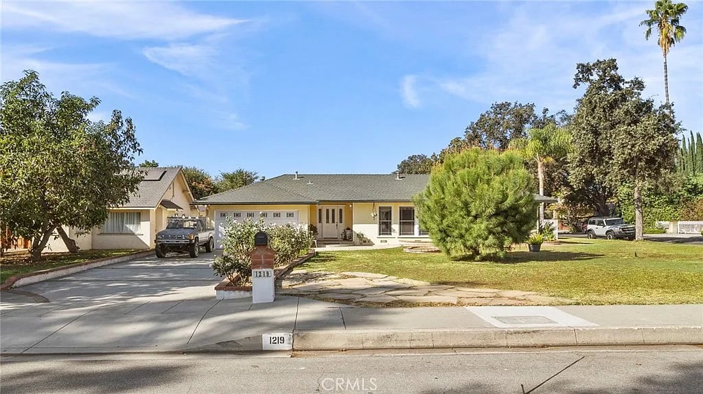 1219 S Santa Anita Ave