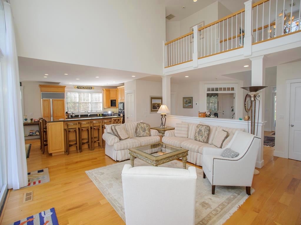 283 Pond Rd
