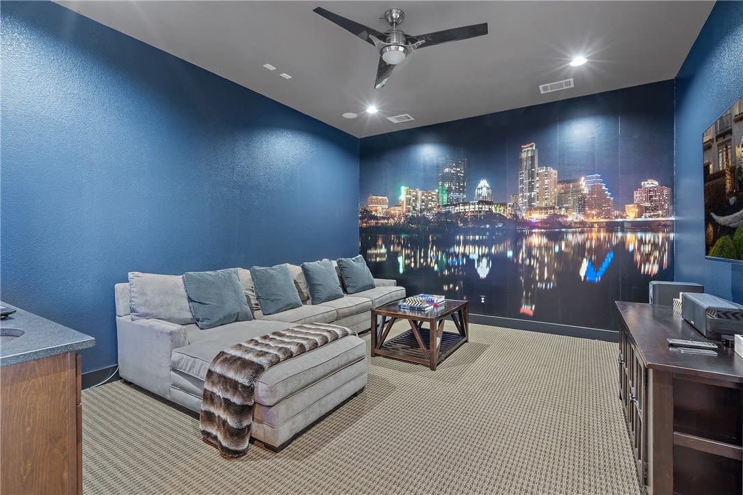 5912 Osceola Tr