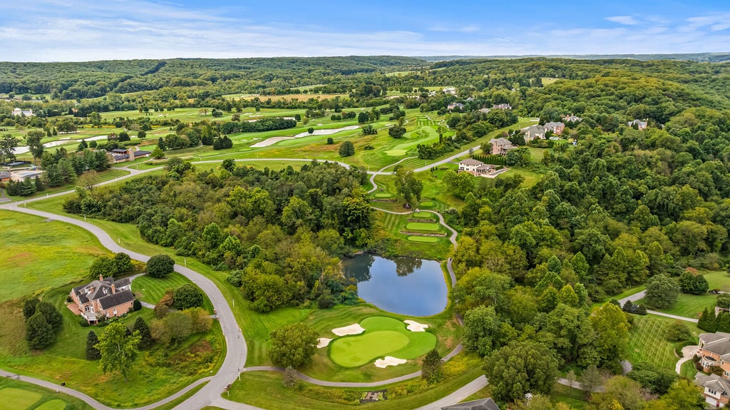 Stunning Hayfields Manor Home
