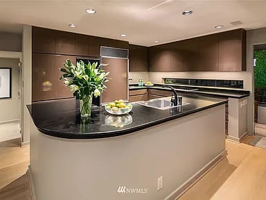 1118 Lakeview Blvd E APT 4