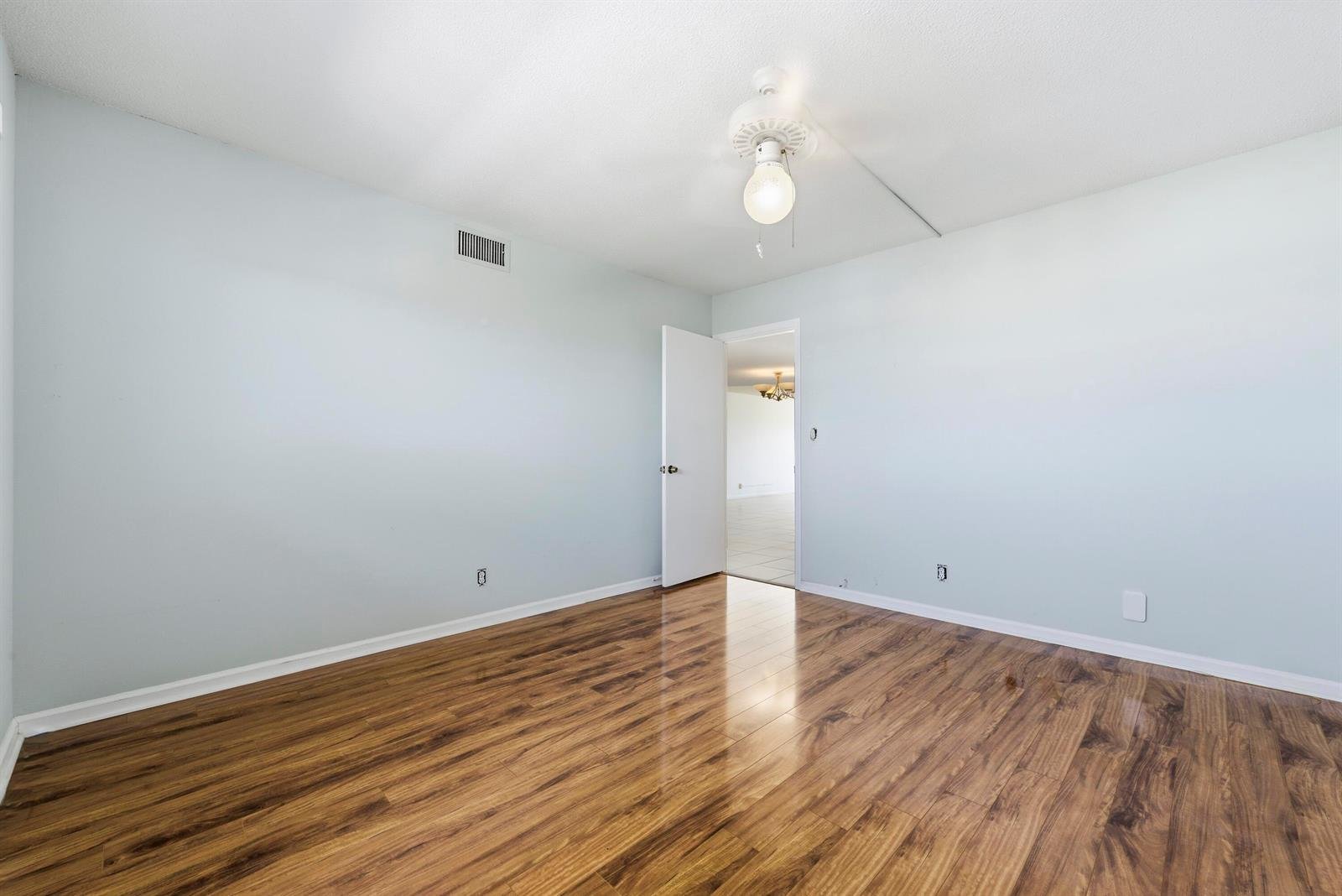 801 Lake Shore Drive #817