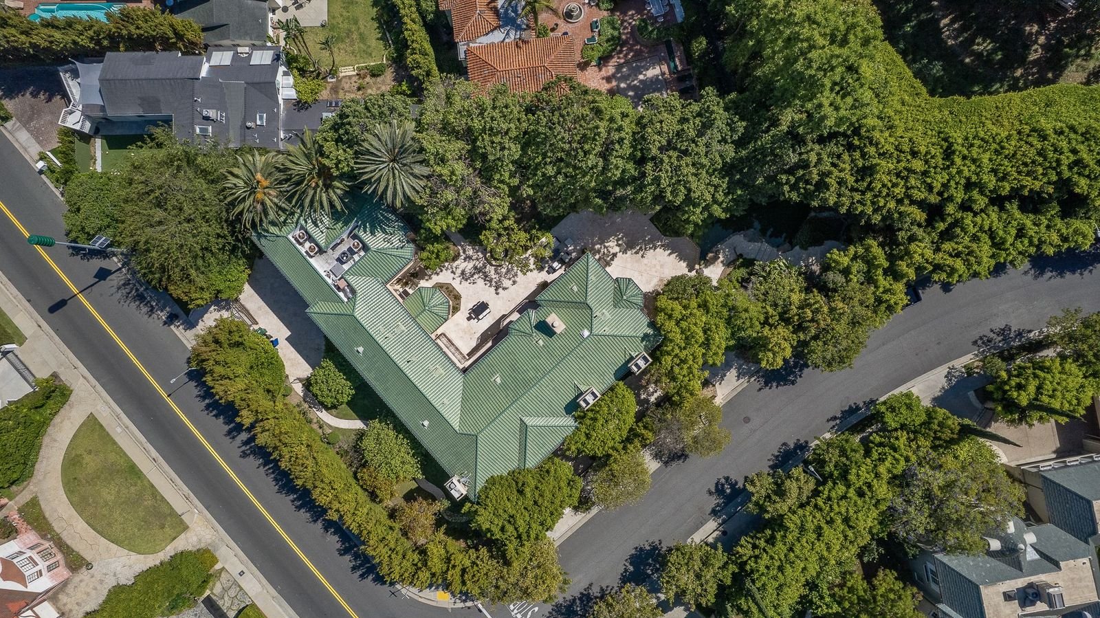 1700 Green Acres Dr