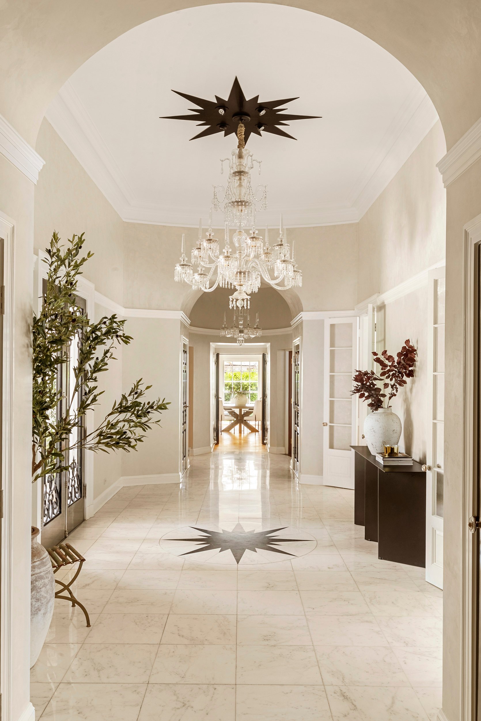 1001 N Crescent Dr, Beverly Hills 