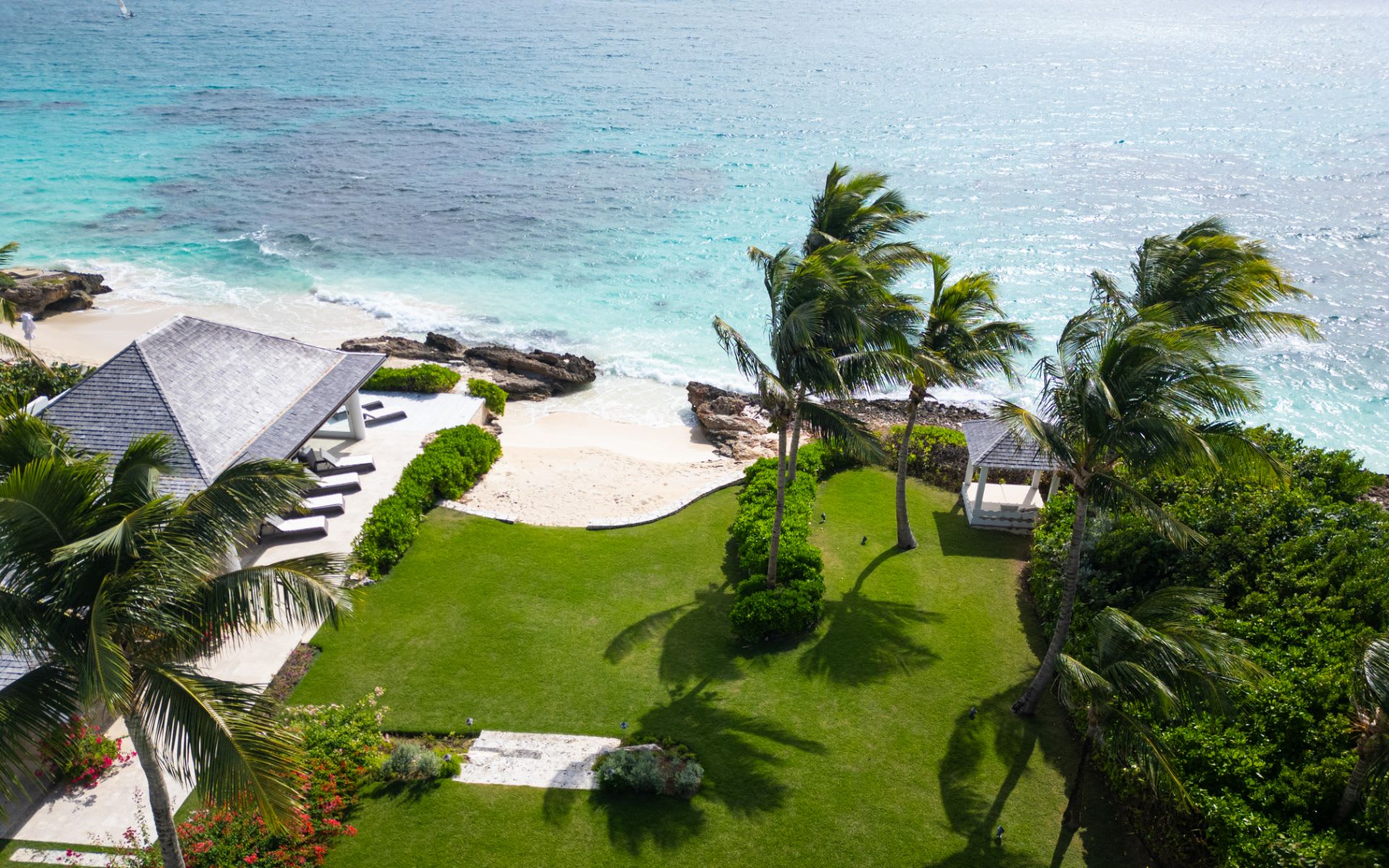 Aurora Estate Home - Private Beach Front Estate 