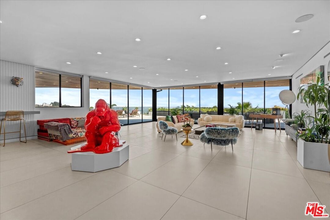 Celestia Estate, Hercules Dr, 90046