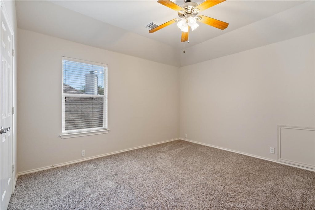 10937 Colonel Winn Loop