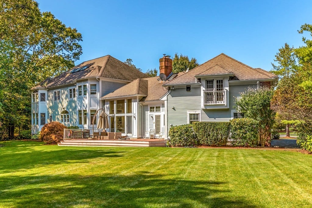 3 John Hosmer Lane