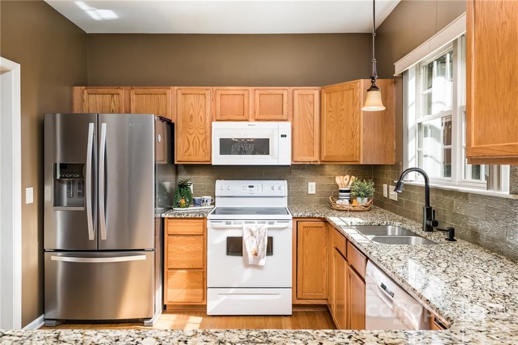8815 Baffin Ct