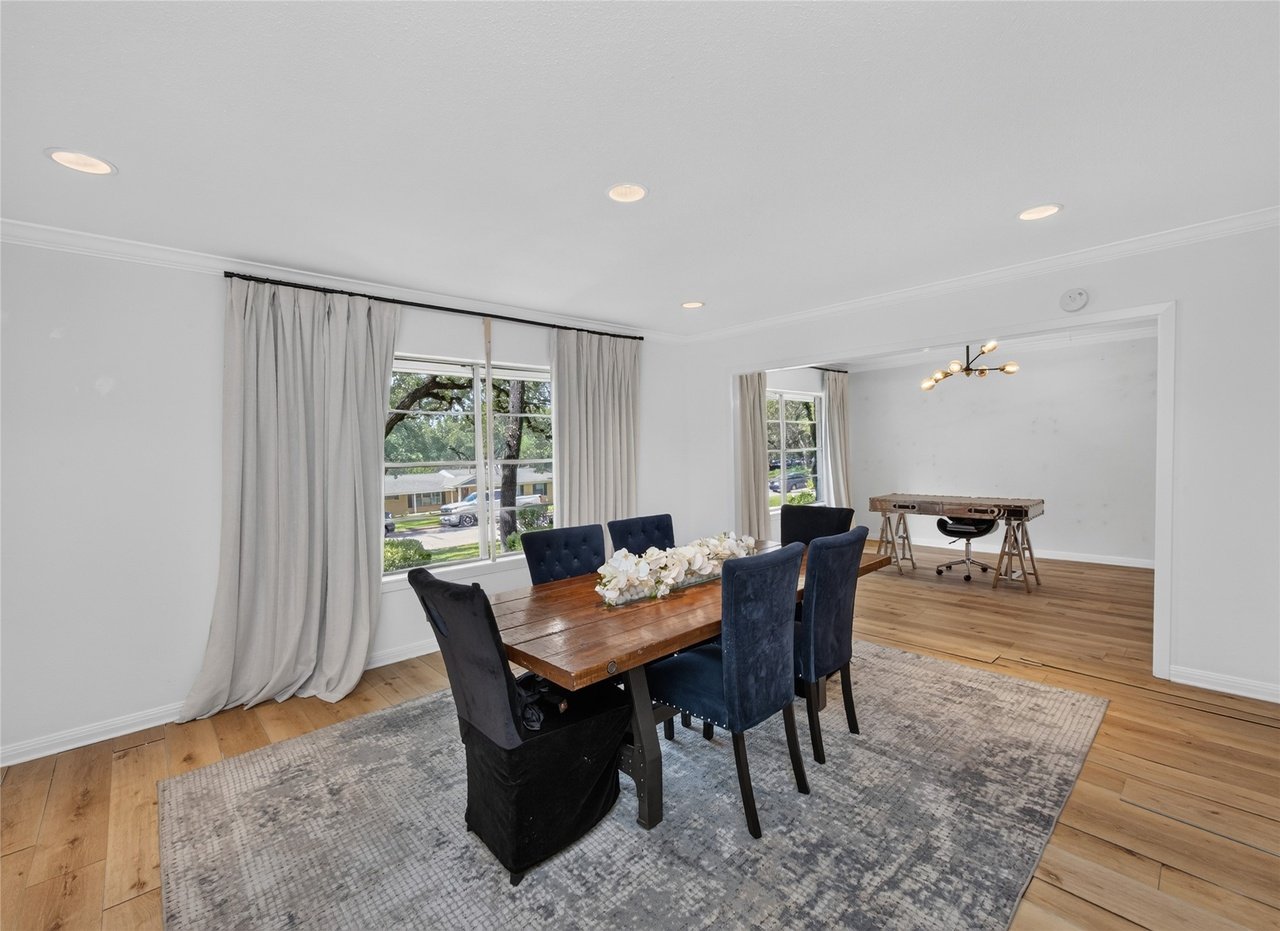 4901 Timberline Dr