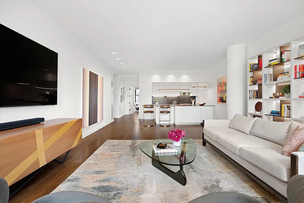 225 5th Ave #8K