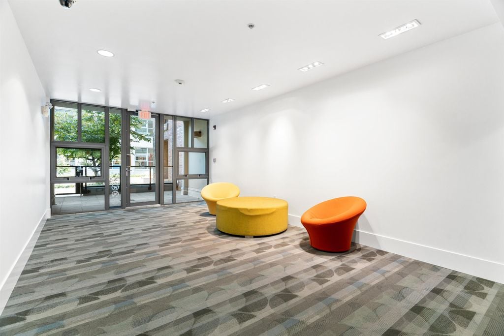 388 W 1st Ave, #206