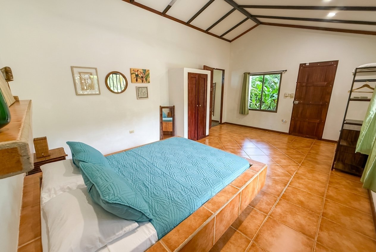 Serene 2-Bedroom Jungle Sanctuary with Private Pool & Gorgeous Balcony Views on Calle Buganvillea in Ojochal Costa Rica
