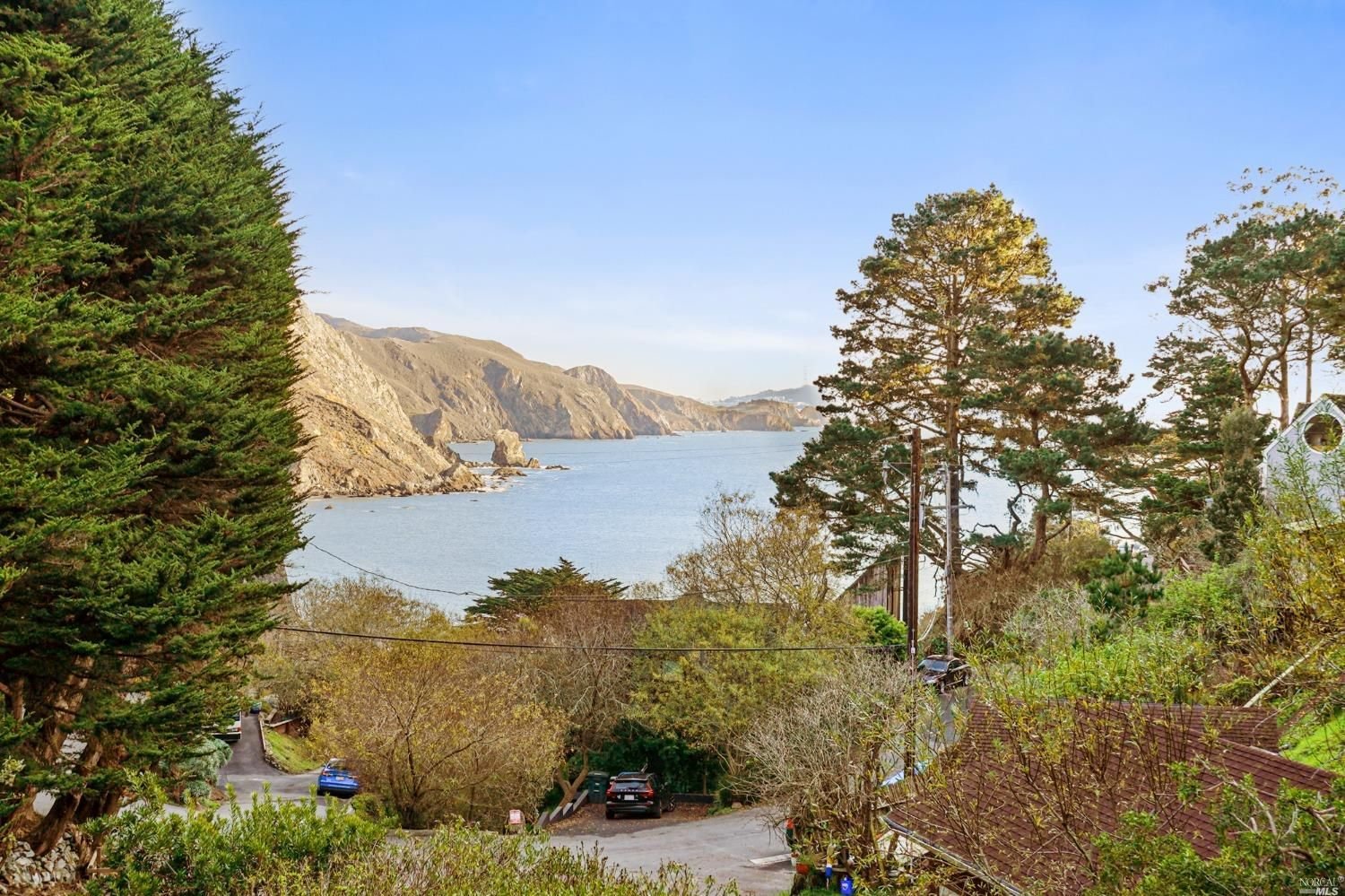260 Sunset Way