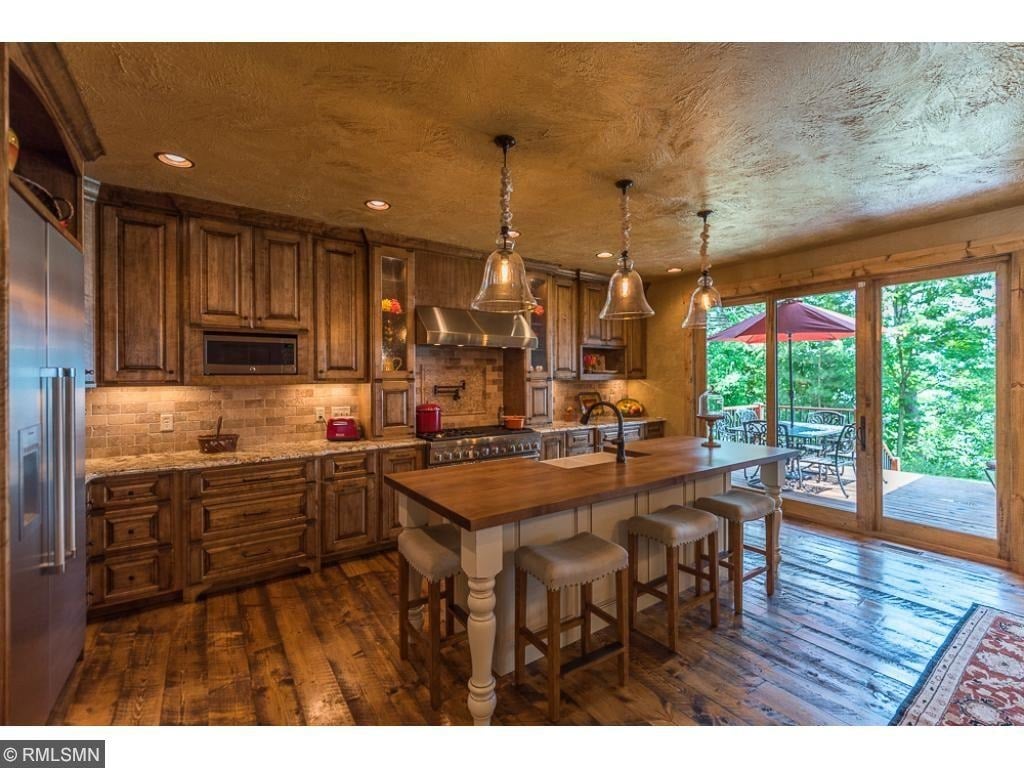 8880 Interlachen Road