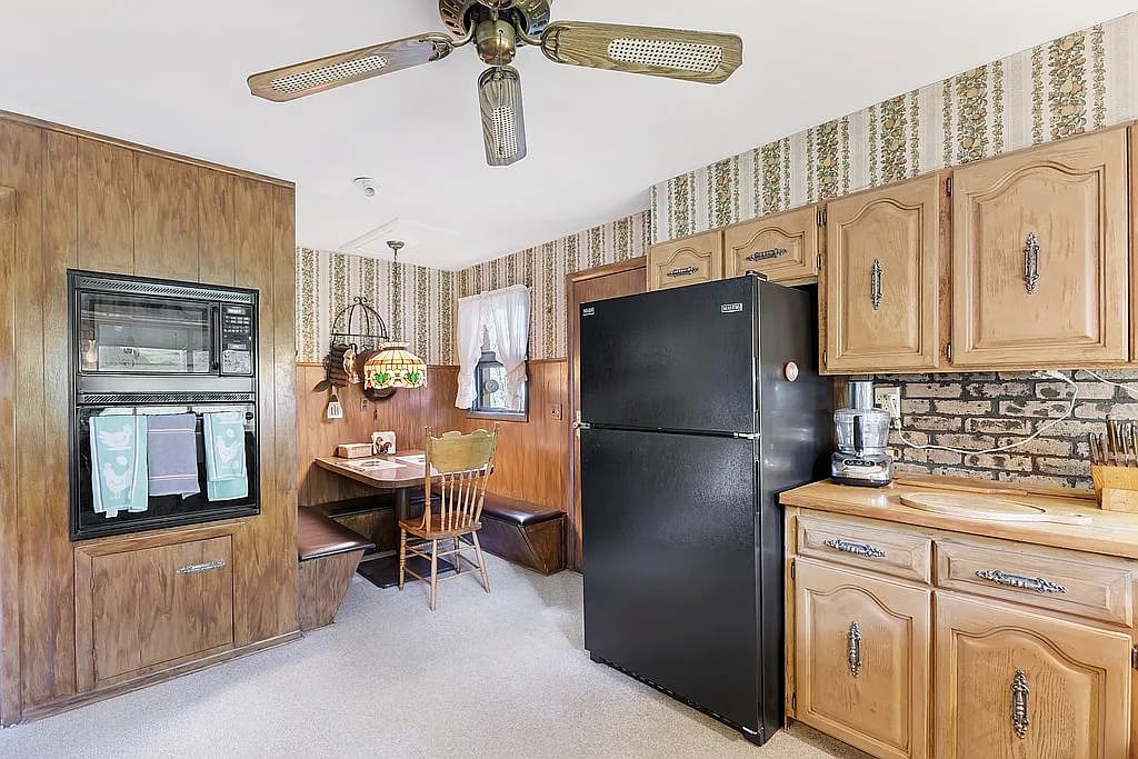 198 Hydeway