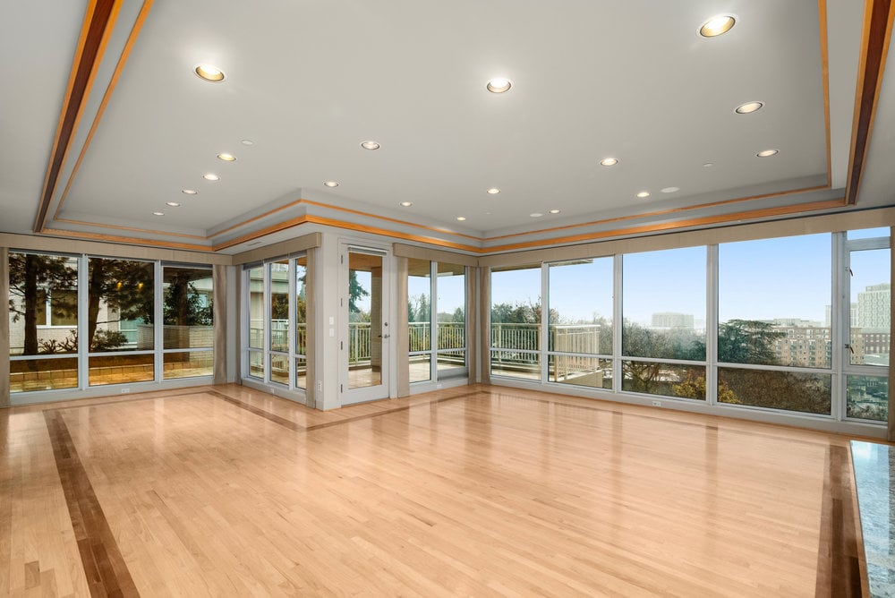 2020 SW MARKET STREET DR. UNIT 102