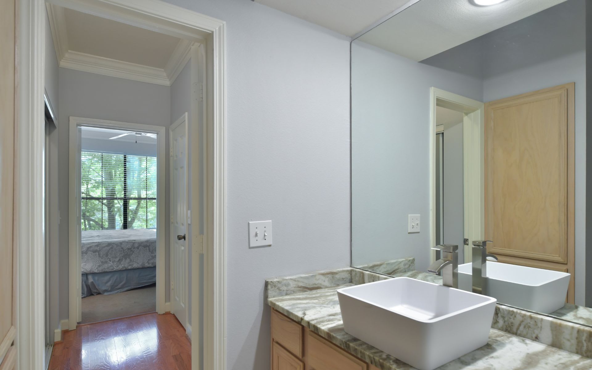 3777 Peachtree Road NE Unit: 924