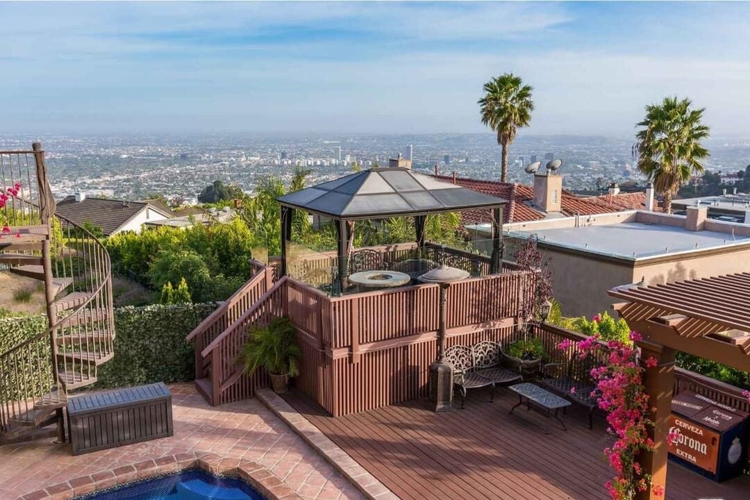 Celestia Crest, Venus Dr, 90046