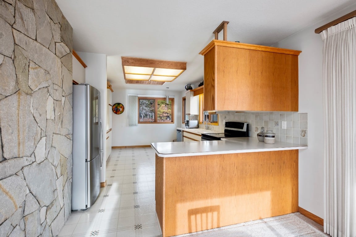 707 Brookfield Ct