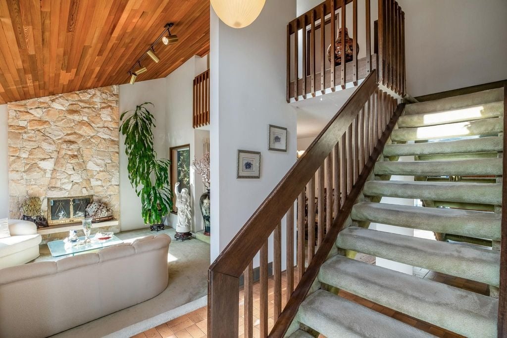 11701 Summit Cres