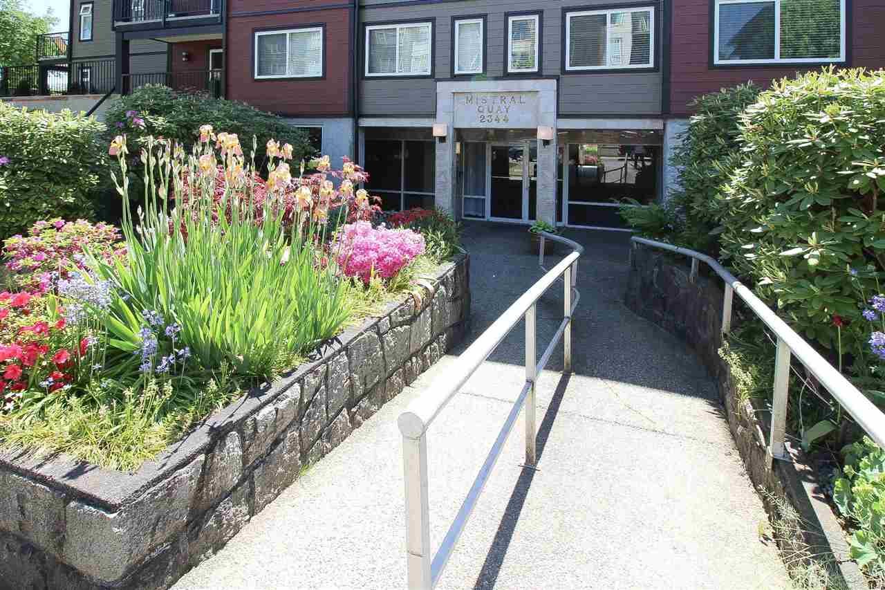 303-2344 Atkins Ave