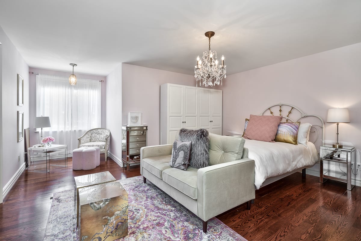 1026 Mississauga Heights Drive