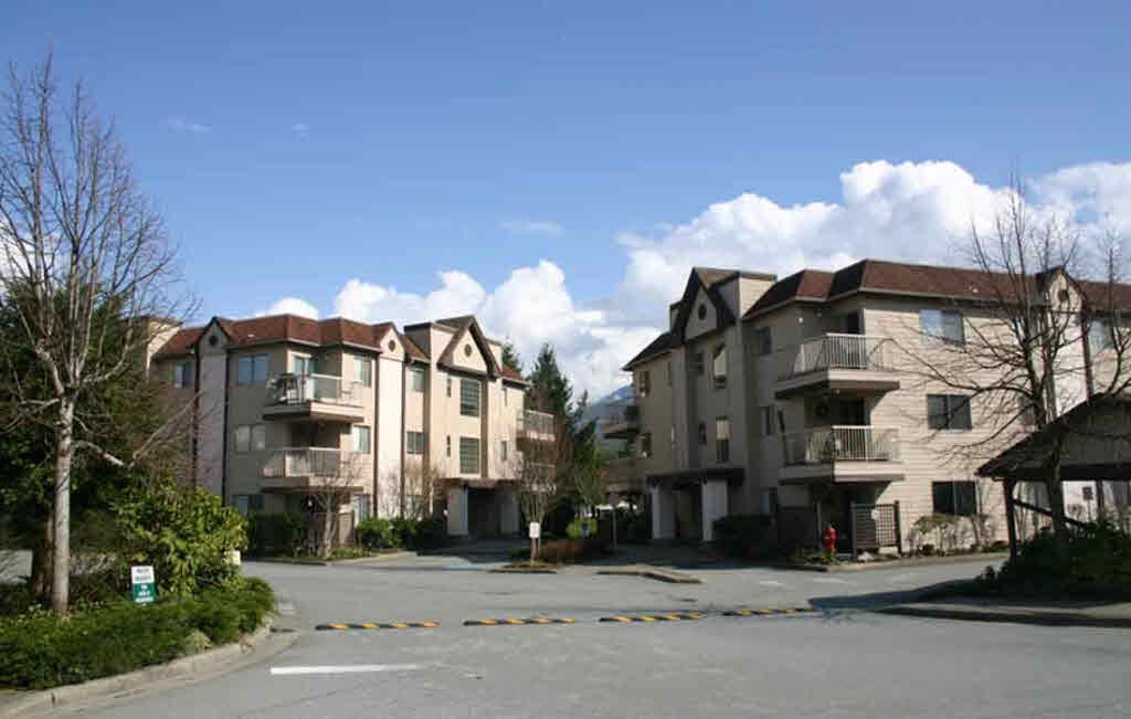 A108-40100 Willow Cres