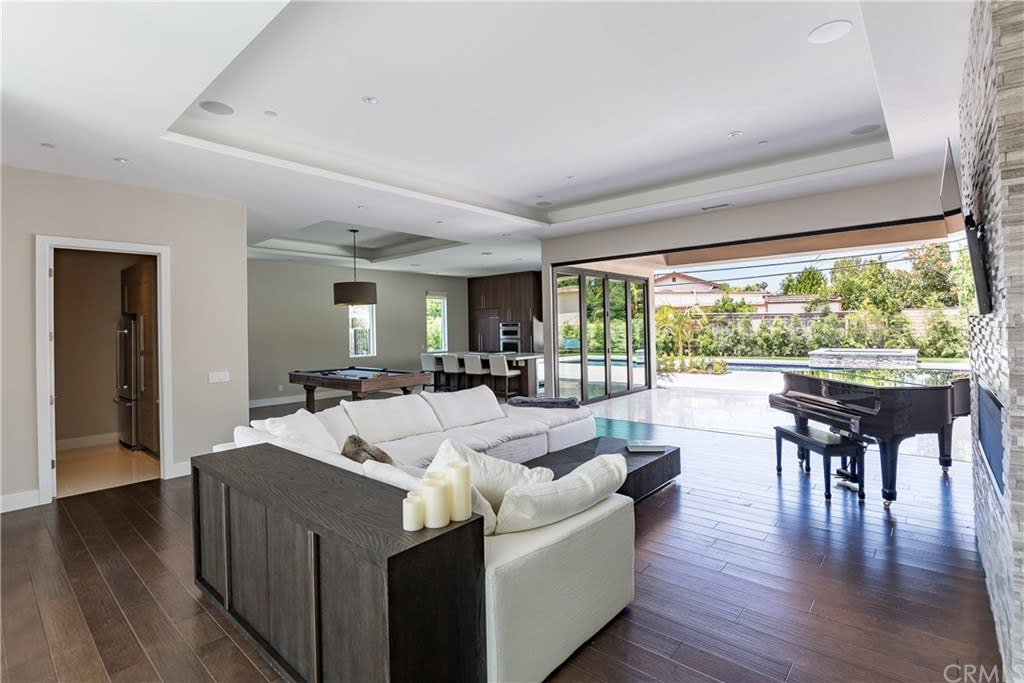 3011 Ceylon Road