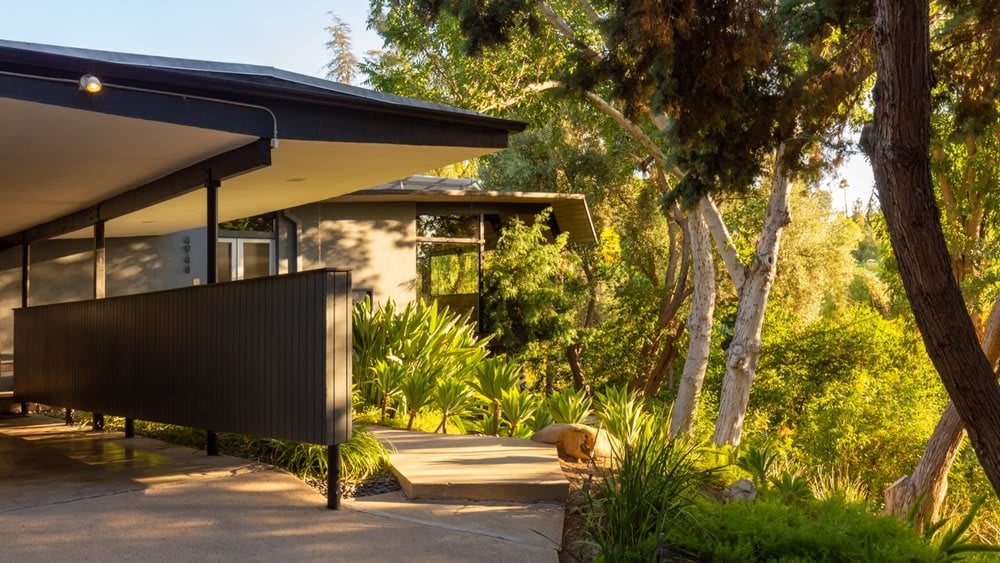 The Elliot Residence