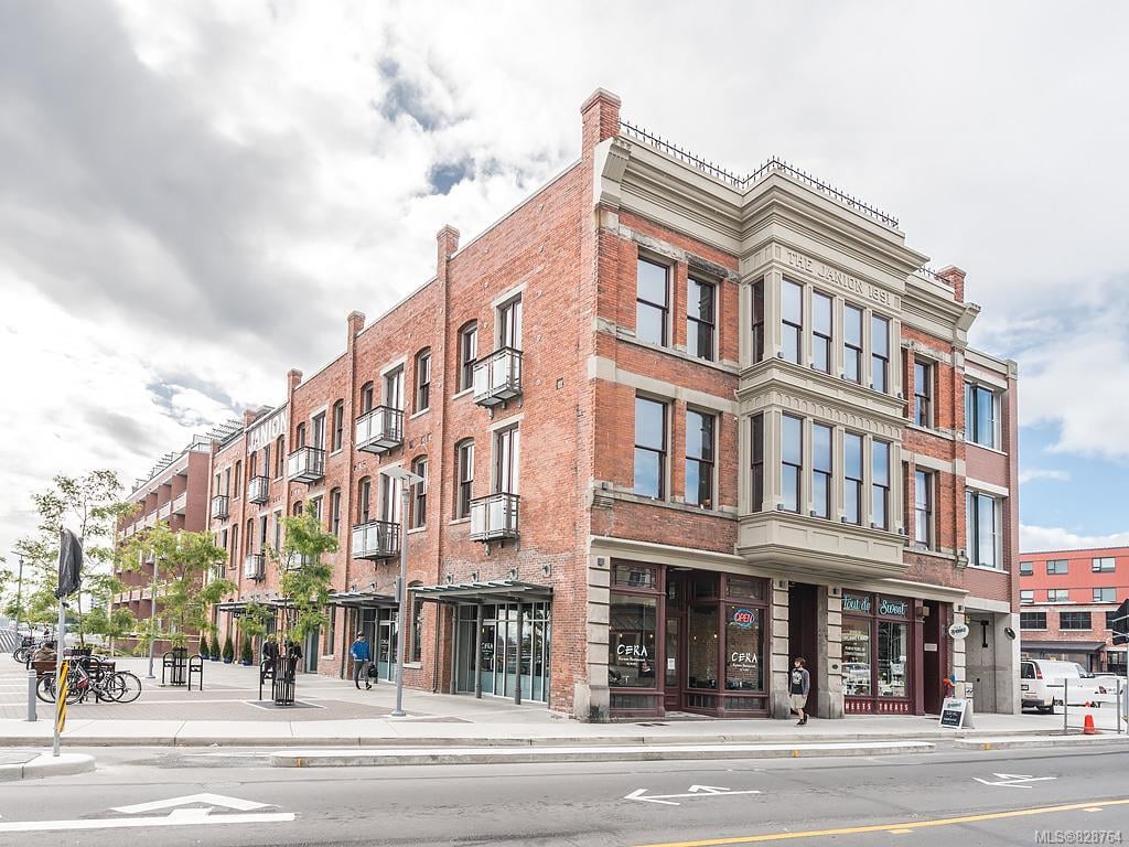 400-456 Pandora Ave