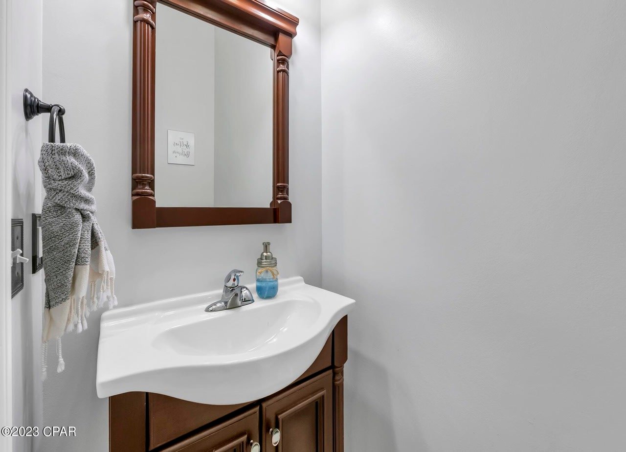 5612 DUNE CREEK Trail