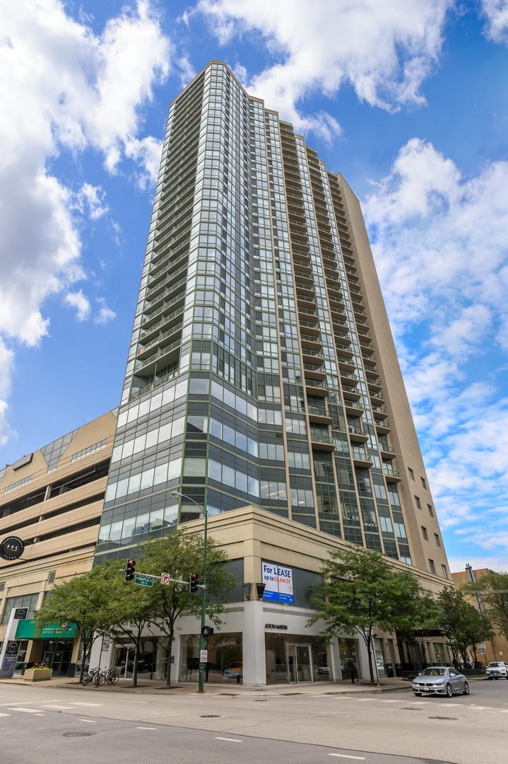 111 W Maple Street # 2403