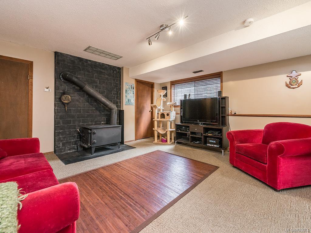 4257 Moorpark Pl, Saanich