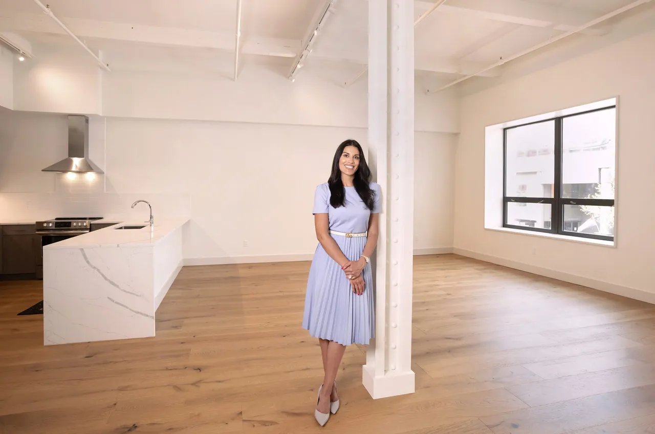 Agent Jasmin Moulton on Cover of MaineBiz for Unique “Live/Work” Lofts