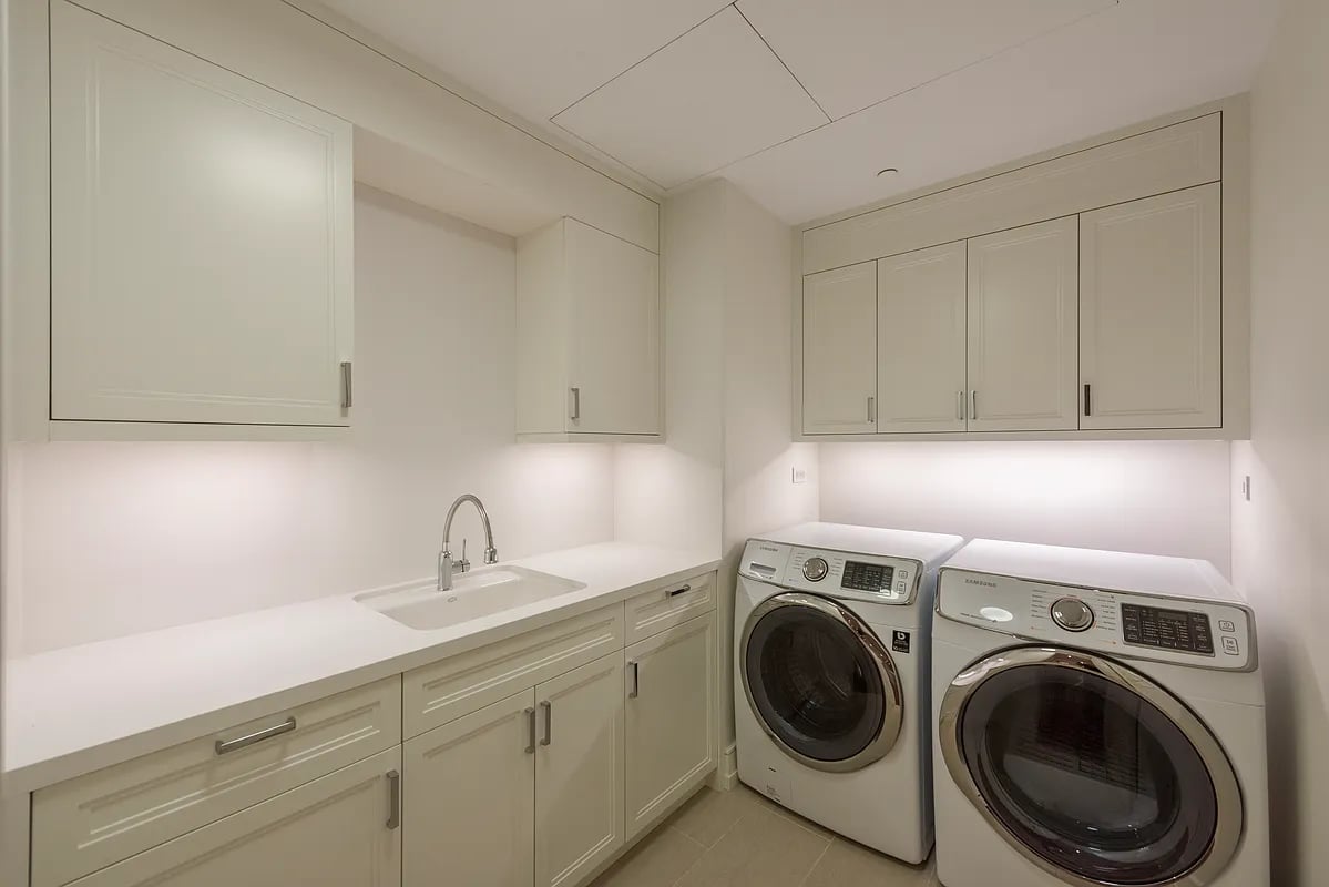 33 E 74TH Street 5A